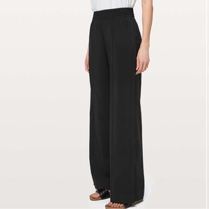 Lululemon Wanderer Wide Leg Pant
